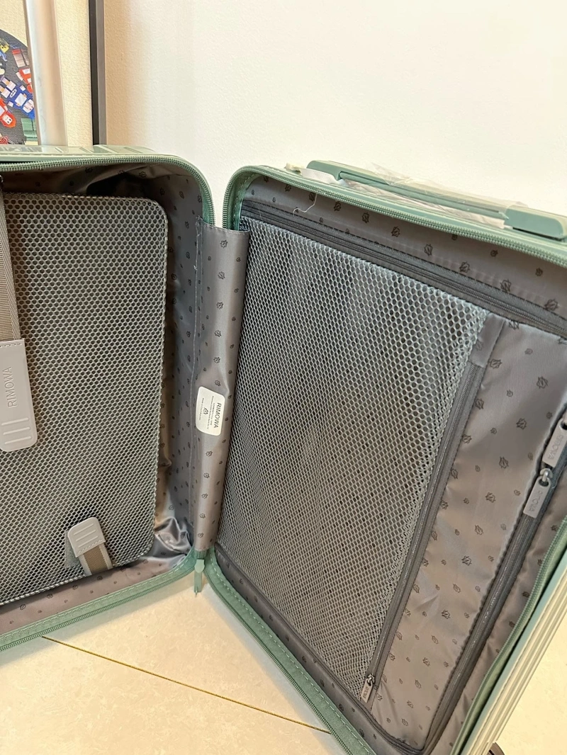 R1m0wa suitcase 4461-0074