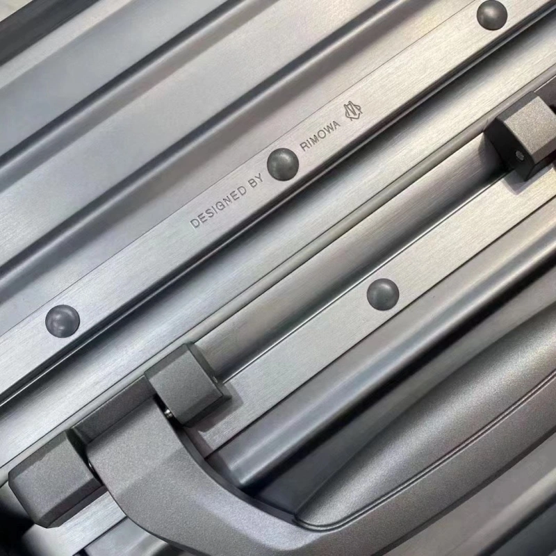 R1m0wa suitcase 4461-0154