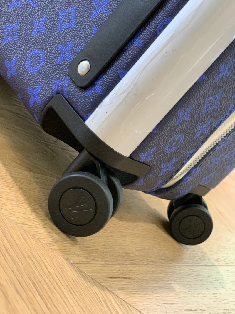 LV Suitcase 4461-0177