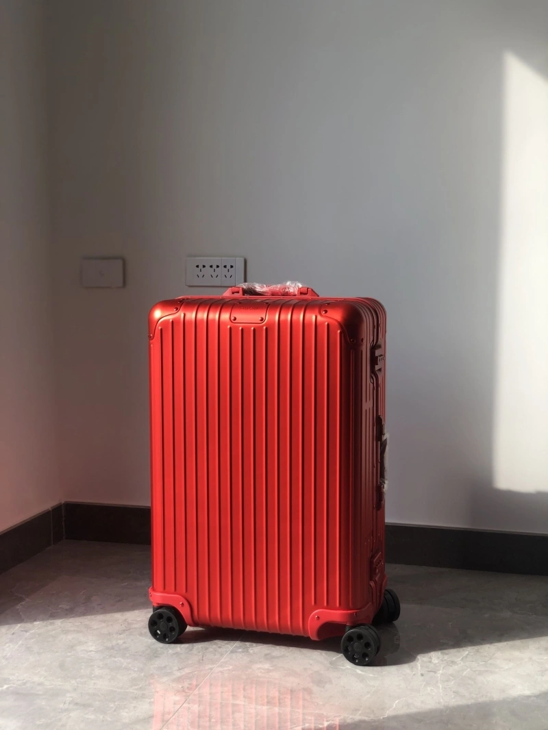 R1m0wa suitcase 4461-0235