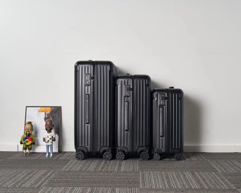 R1m0wa suitcase 4461-0284