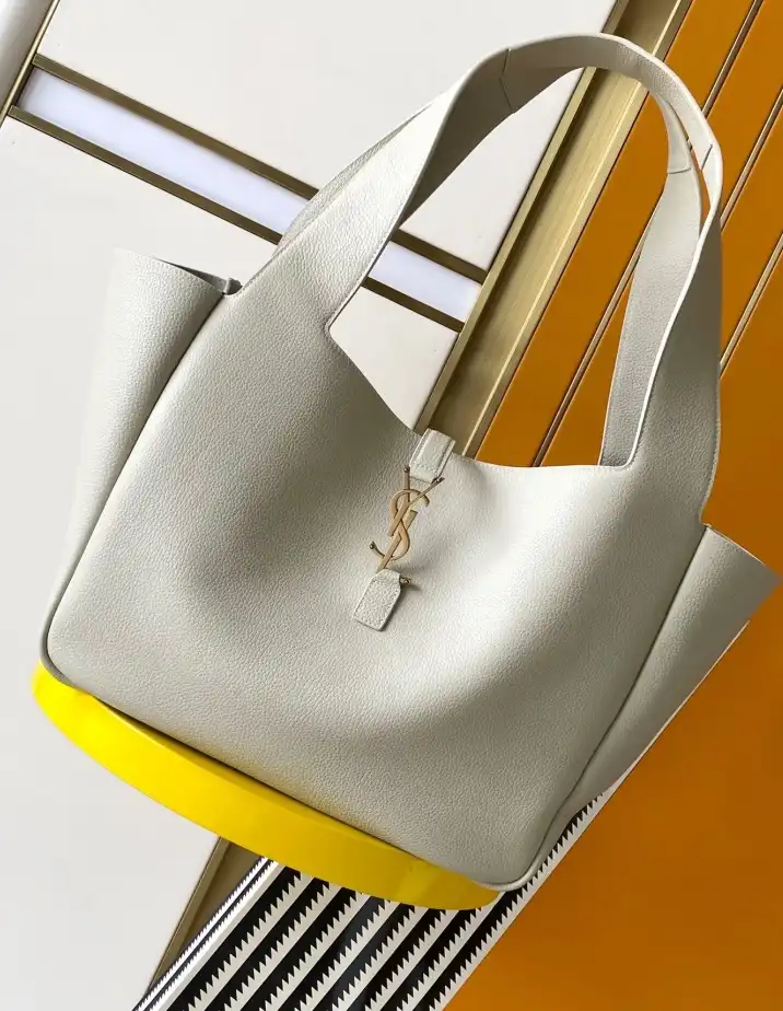 Gvc*1 shopping bags 4837a-0001