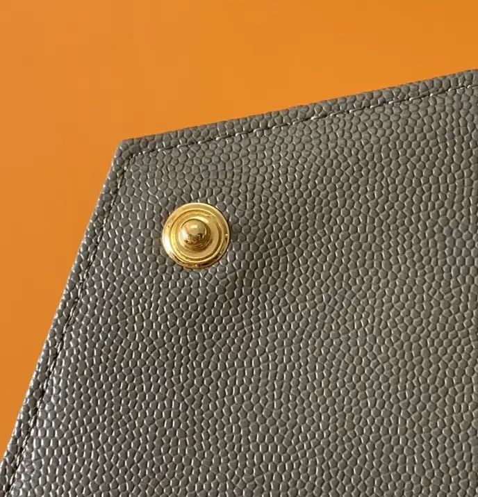 Gvc*1 satchel bags 4837a-0015