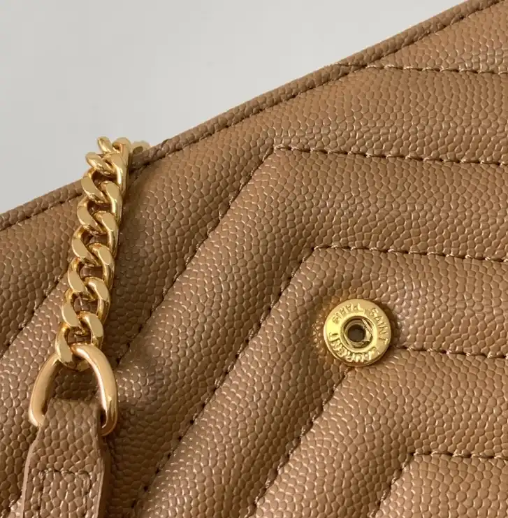 Gvc*1 satchel bags 4837a-0016