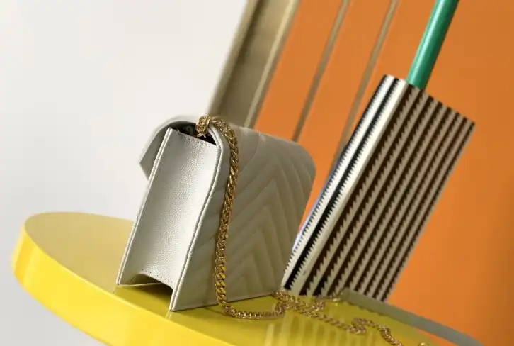 Gvc*1 satchel bags 4837a-0019