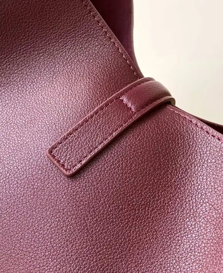 Gvc*1 top handle bags 4837a-0034