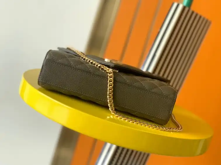 Gvc*1 satchel bags 4837a-0047